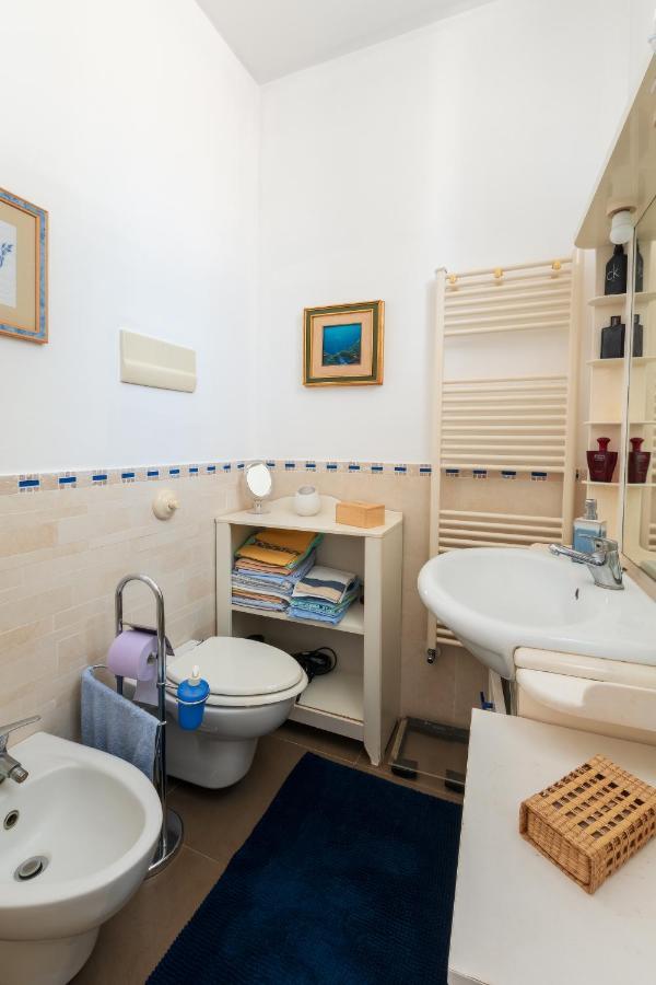 A Casa Dell' Artista Appartement Palermo Buitenkant foto